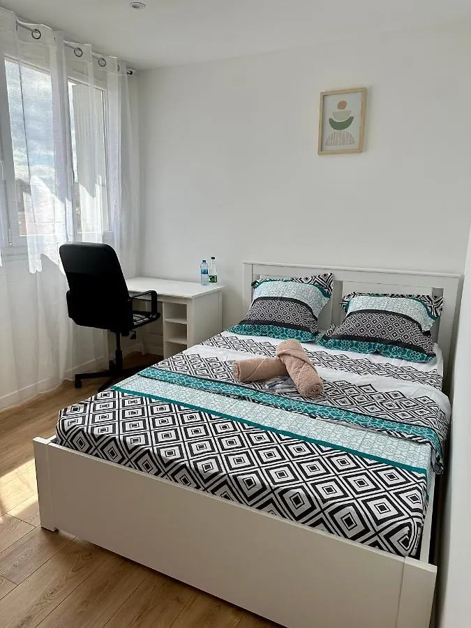 Apartment Appartement 3 Chambres - Proche Metro Villeurbanne
